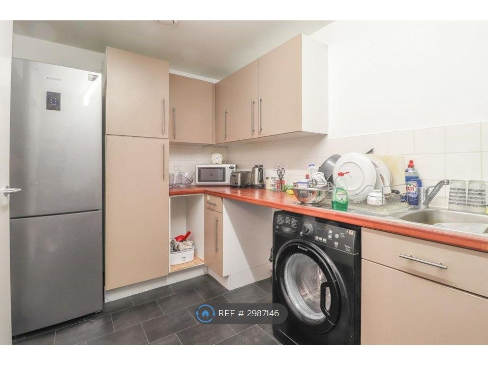 Property photo 2 of 5