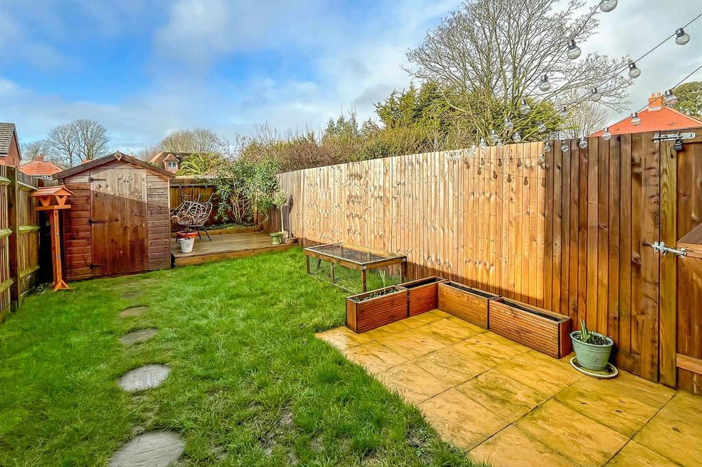 Property photo 2 of 15 Picture No. 13