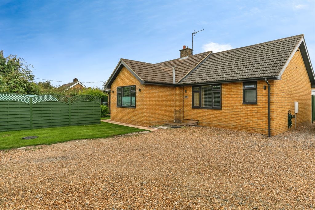 Property photo 2 of 22