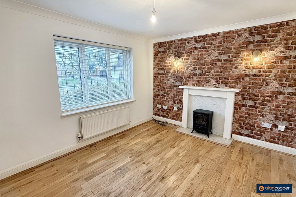 Property photo 3 of 19 4604635