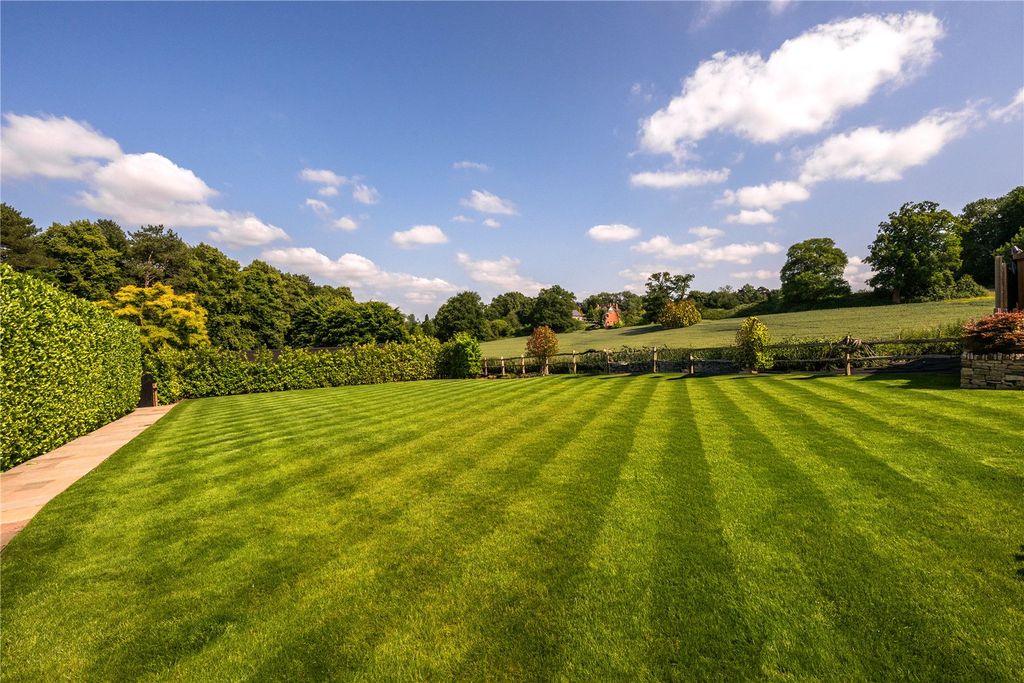 Property photo 3 of 42 Rear Lawns