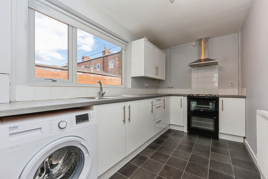 Property photo 2 of 18 Pbox-Img.Jpg