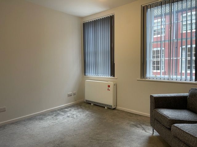 Property photo 3 of 5 Lounge