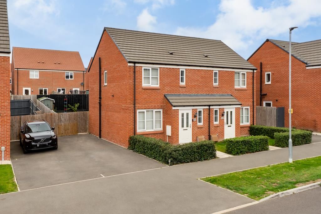 Property photo 1 of 22 14 Stockburn Road, Barton Seagrave-6.Jpg