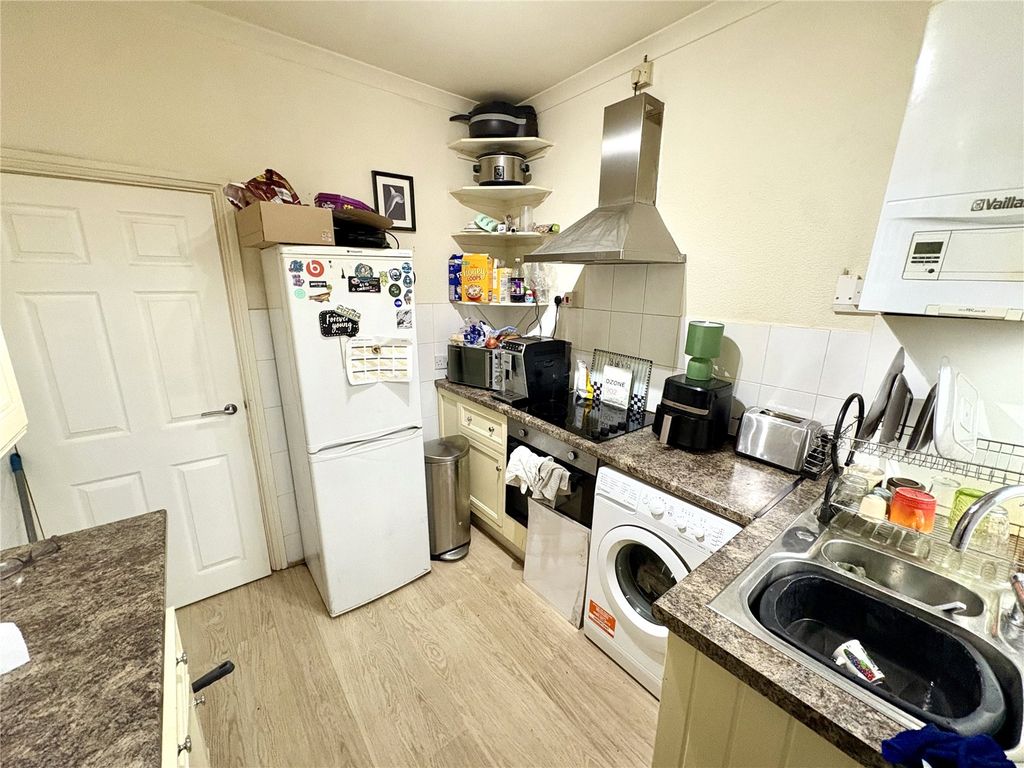 Property photo 2 of 12 Picture No. 06