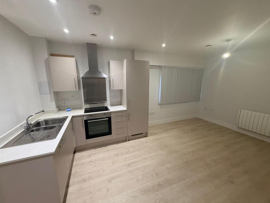 Property photo 1 of 6 35 Atlantico House Lll.Jpeg