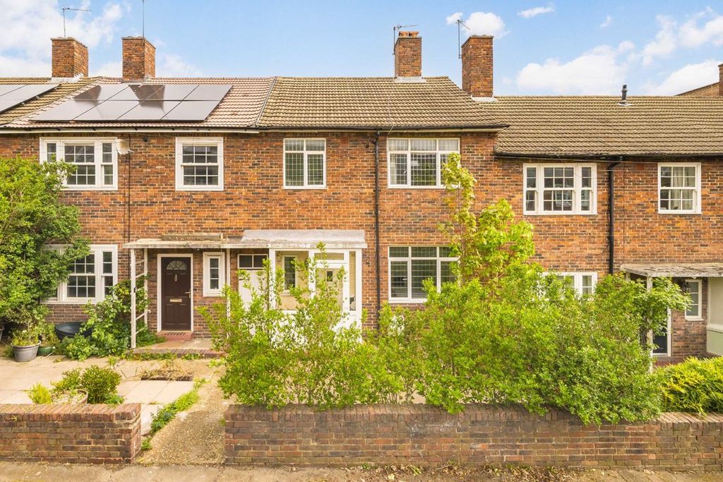 Property photo 1 of 6