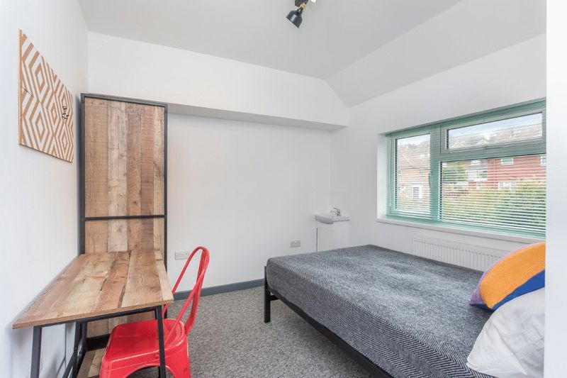 Property photo 3 of 14 Bedroom