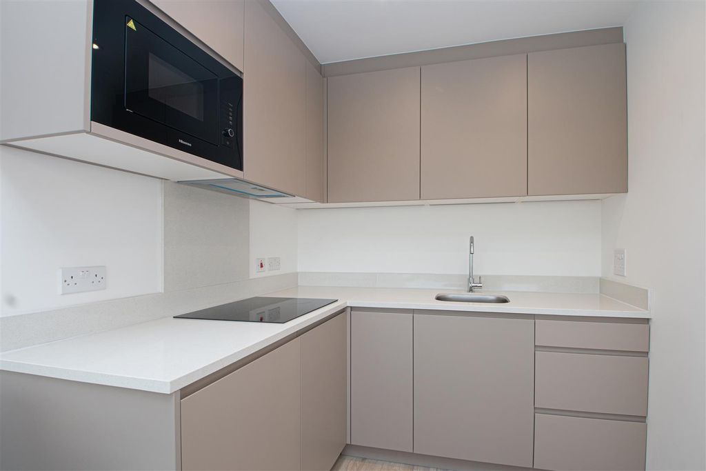 Property photo 2 of 14 Imzoiyzsak6Fefxjoferbw.Jpg