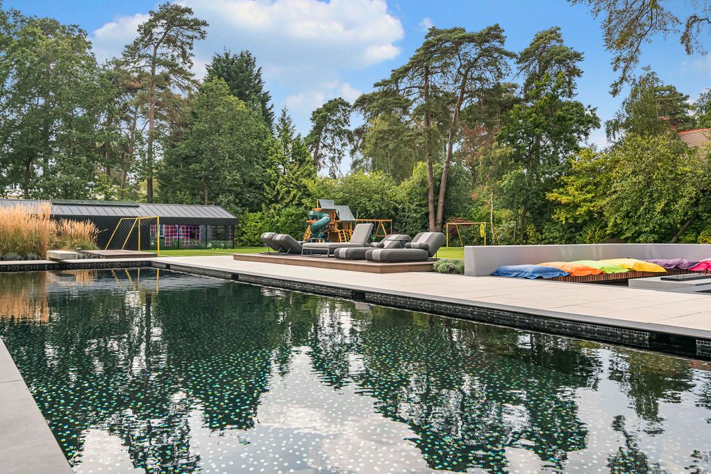 Additional image 20 of 8 bed property for saleAbbots Drive, Virginia Water, Surrey GU25
