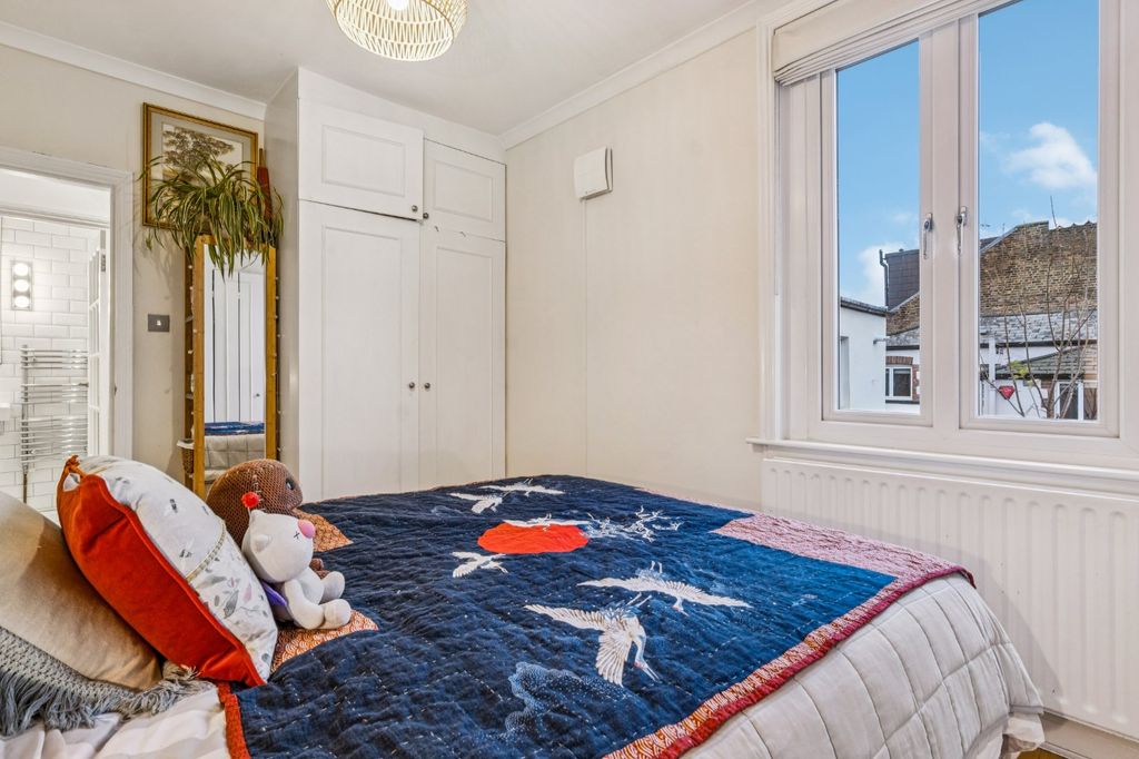 Property photo 3 of 9