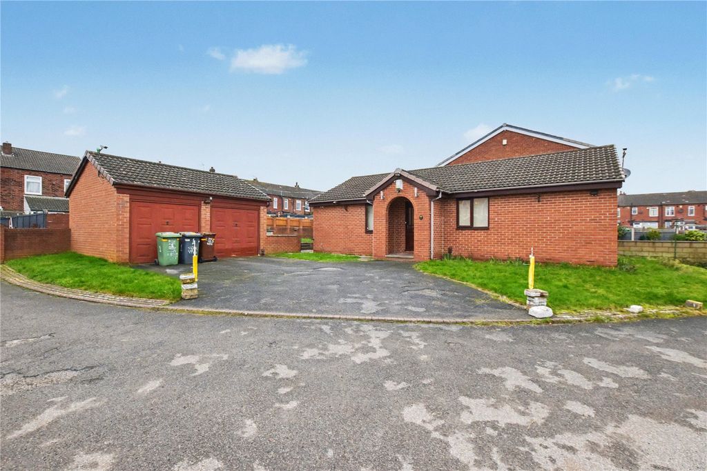 Property photo 1 of 13 Exterior