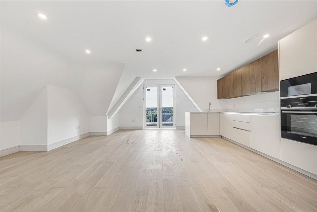 Property photo 2 of 12 Picture No. 09