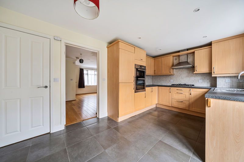 Property photo 2 of 16 Photo 21