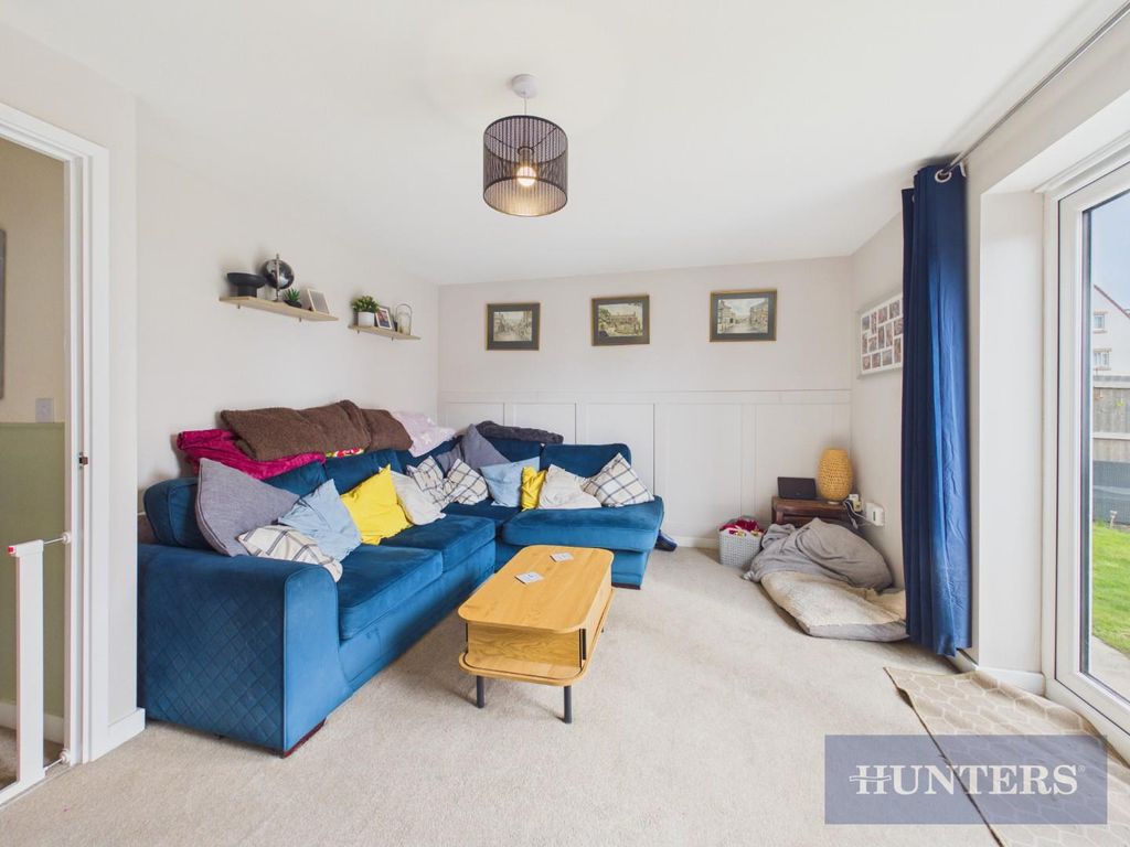 Property photo 2 of 16 Cam05316G0-Pr0407-Still006.Jpg