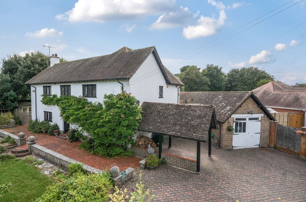 Property photo 1 of 28