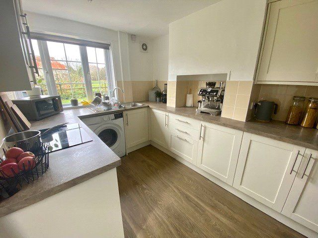 Property photo 2 of 8 Picture No. 04