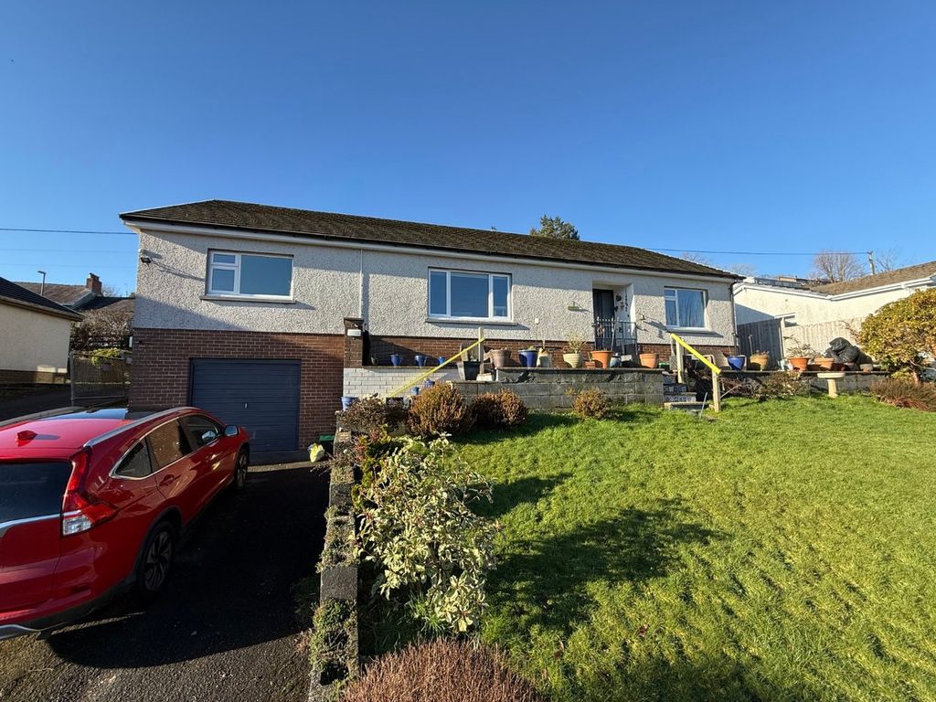 Property photo 1 of 29