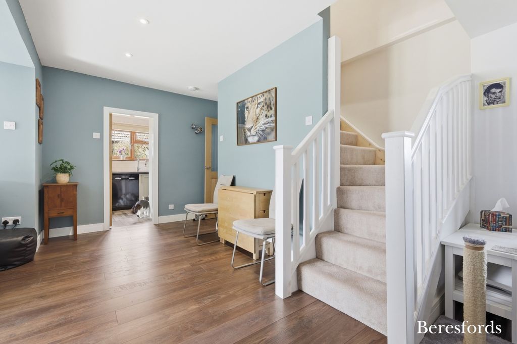 Property photo 2 of 28 Picture 2