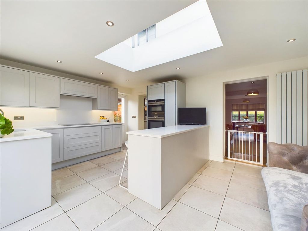Property photo 2 of 35 Open Plan Kitchen
