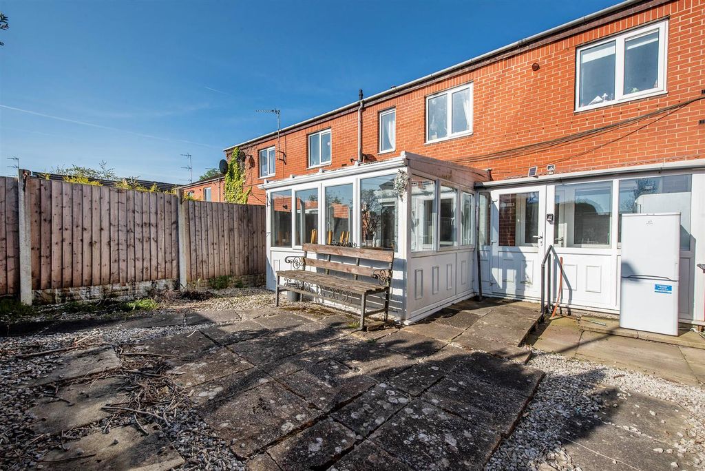 Additional image 4 of 2 bed flat for saleGreystones, Leyland PR26