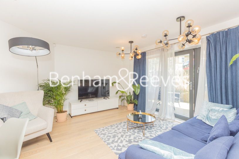 Property photo 1 of 21
