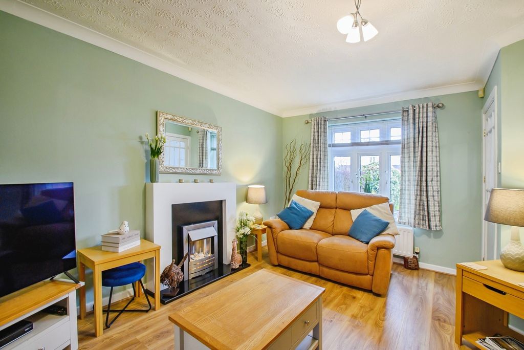 Property photo 2 of 19 Living Room