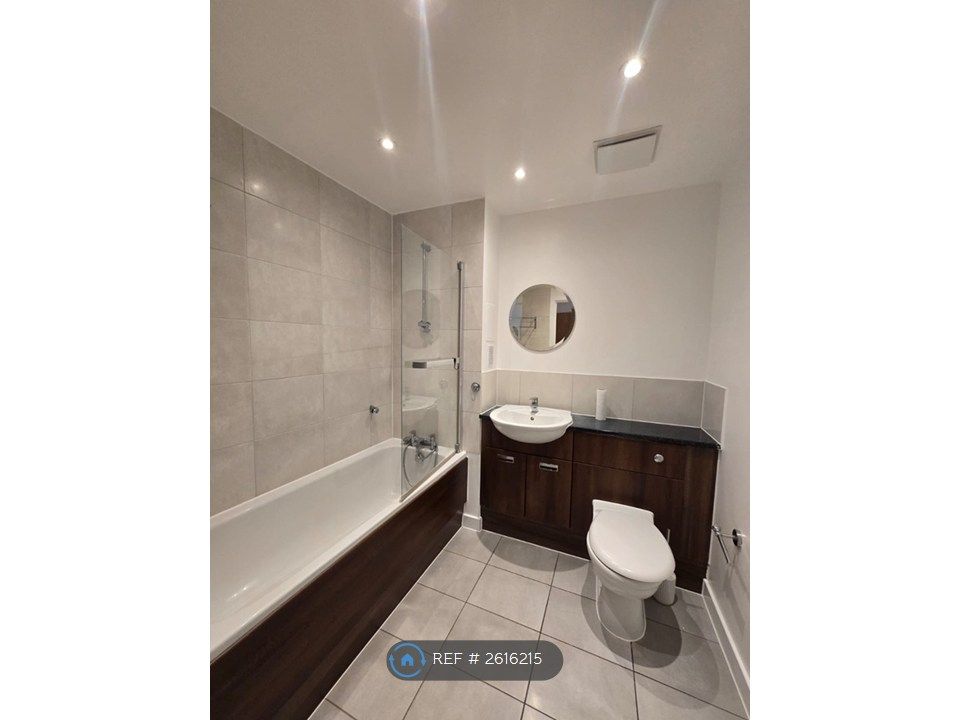 Property photo 1 of 28