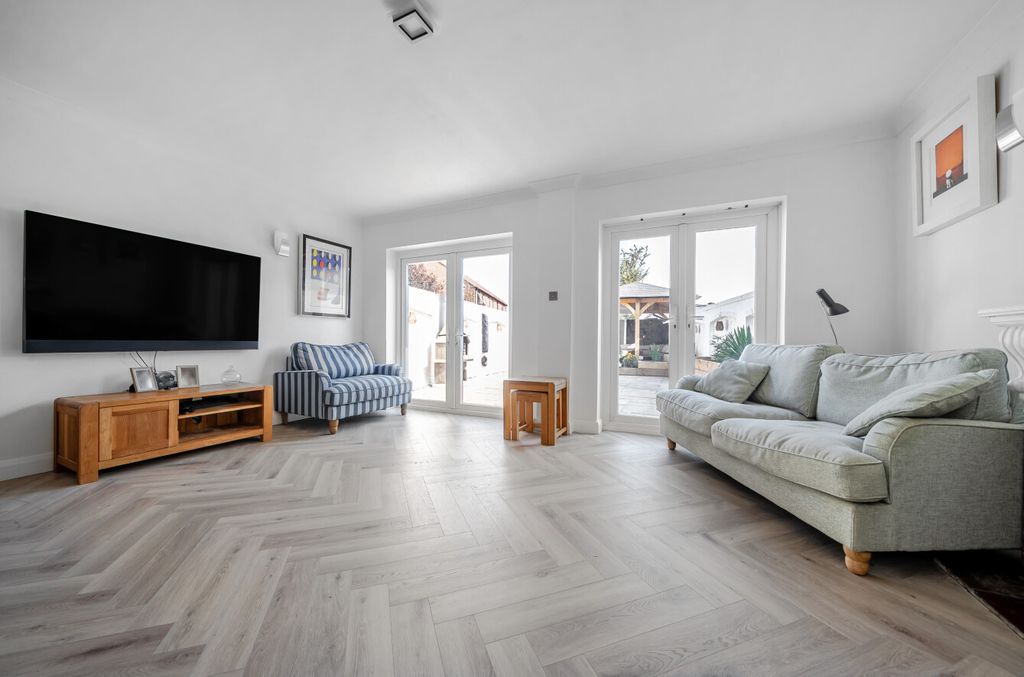 Property photo 2 of 17 1503938-28-1A001B...