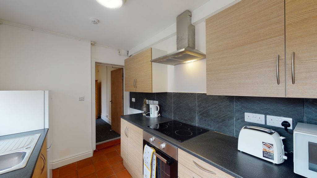 Property photo 1 of 5