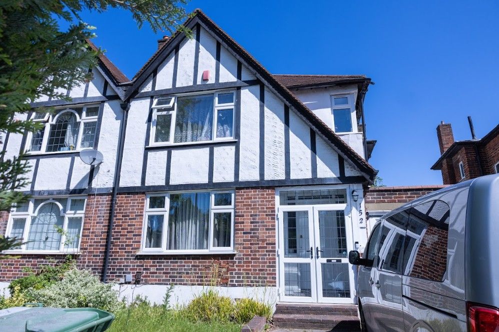 Property photo 2 of 29