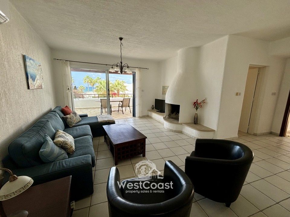 Property photo 2 of 38