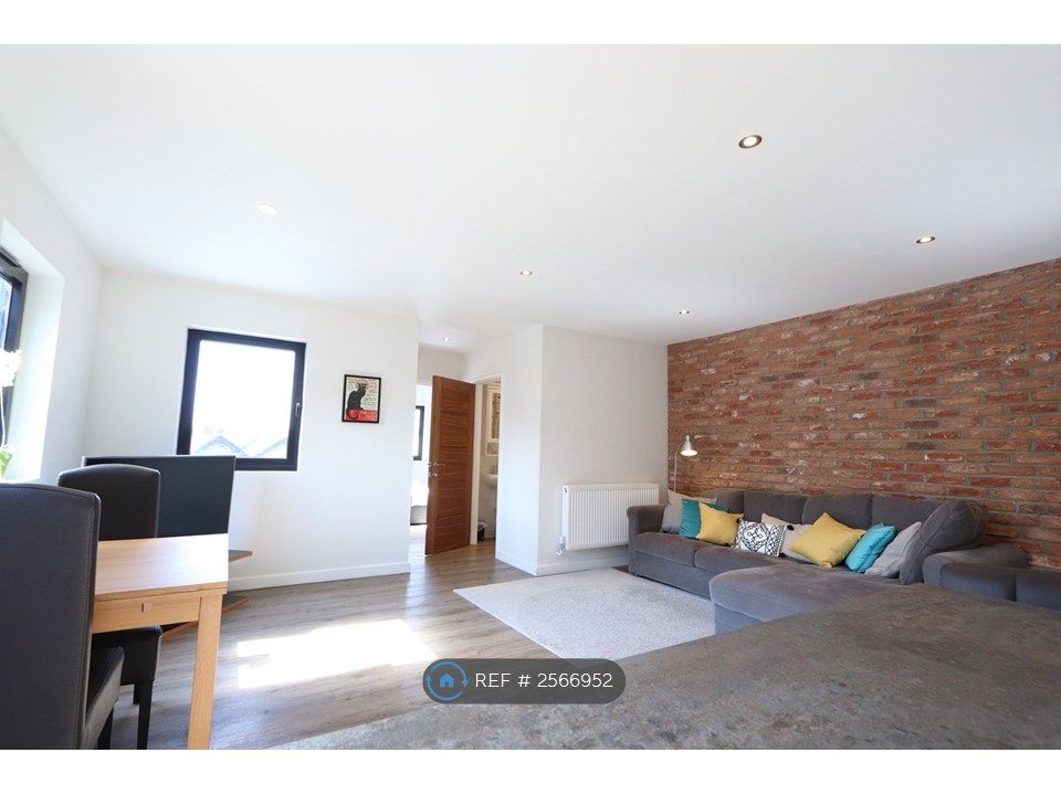Property photo 2 of 4