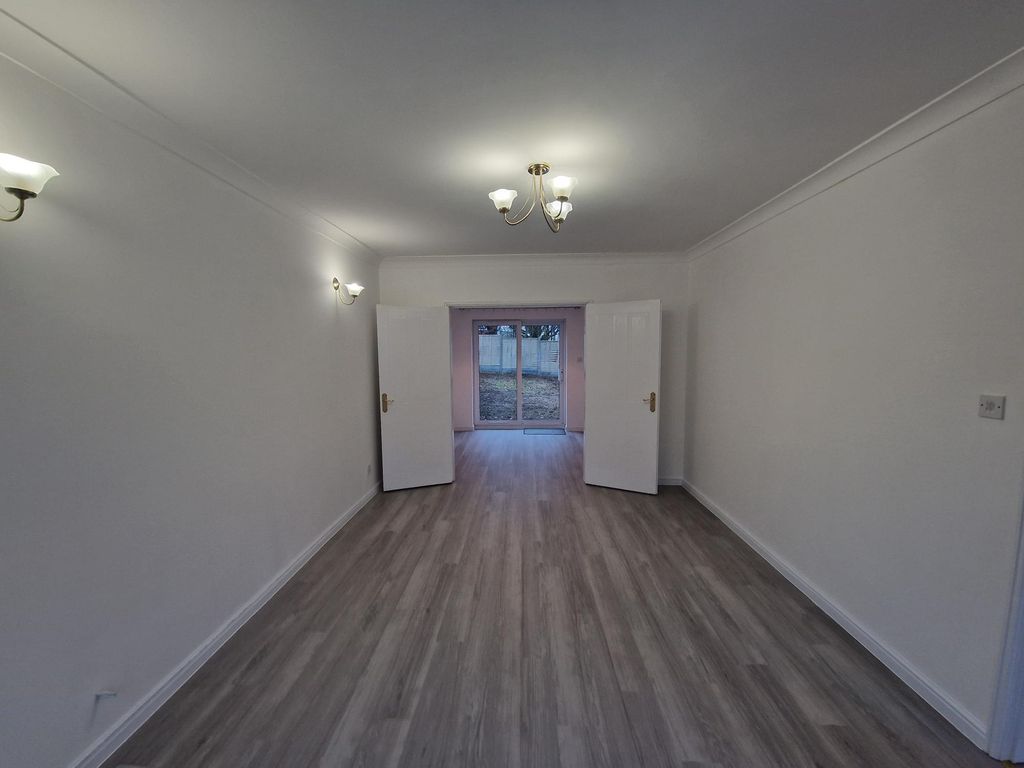 Property photo 3 of 12 Front