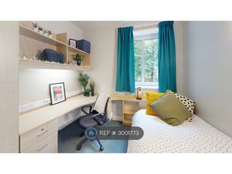 Property photo 1 of 4