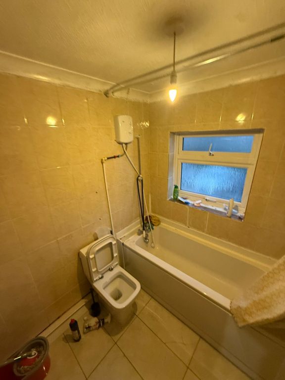 Property photo 3 of 7 Gallery