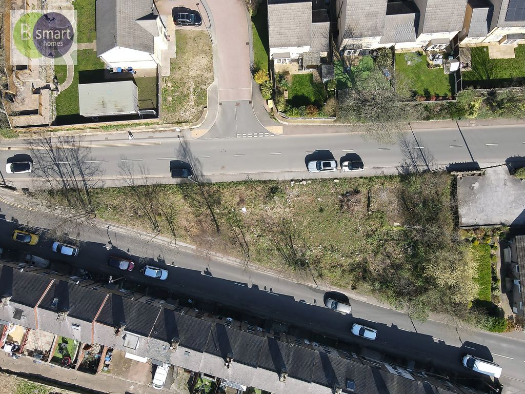 Property photo 2 of 9 Photo 1