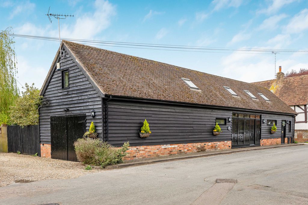 Property photo 1 of 33