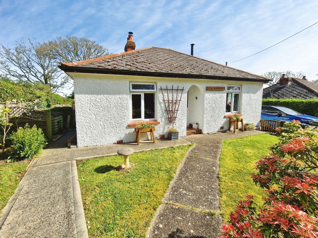 Property photo 1 of 21 Front