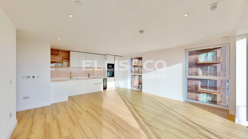 Property photo 3 of 25 Picture No. 31