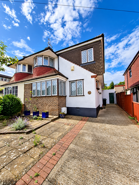 Property photo 1 of 29