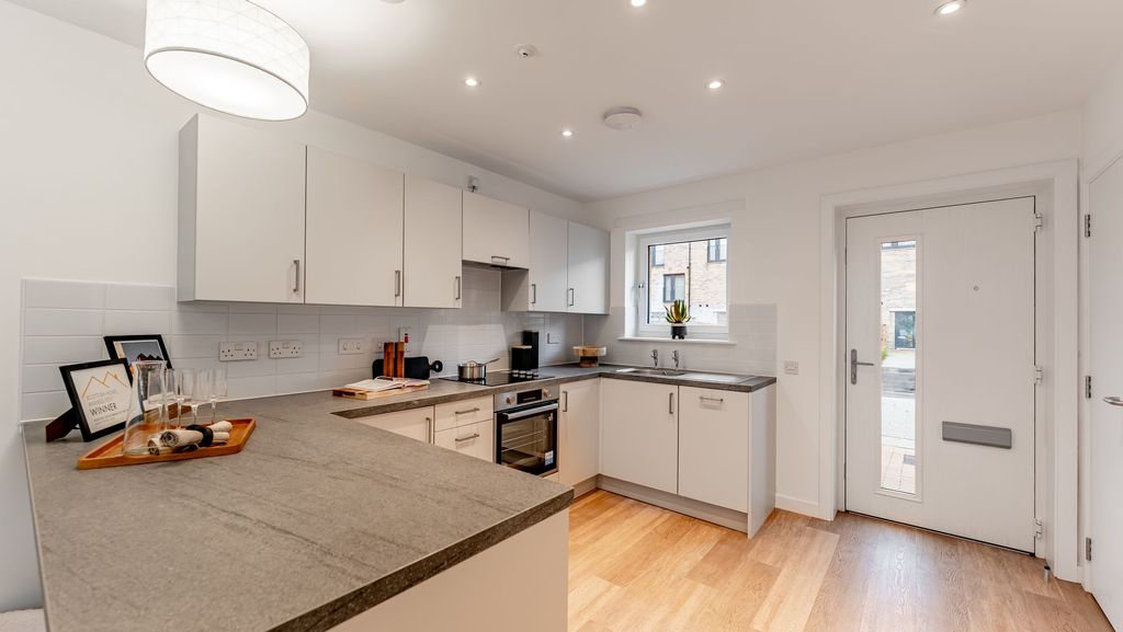 Property photo 3 of 29