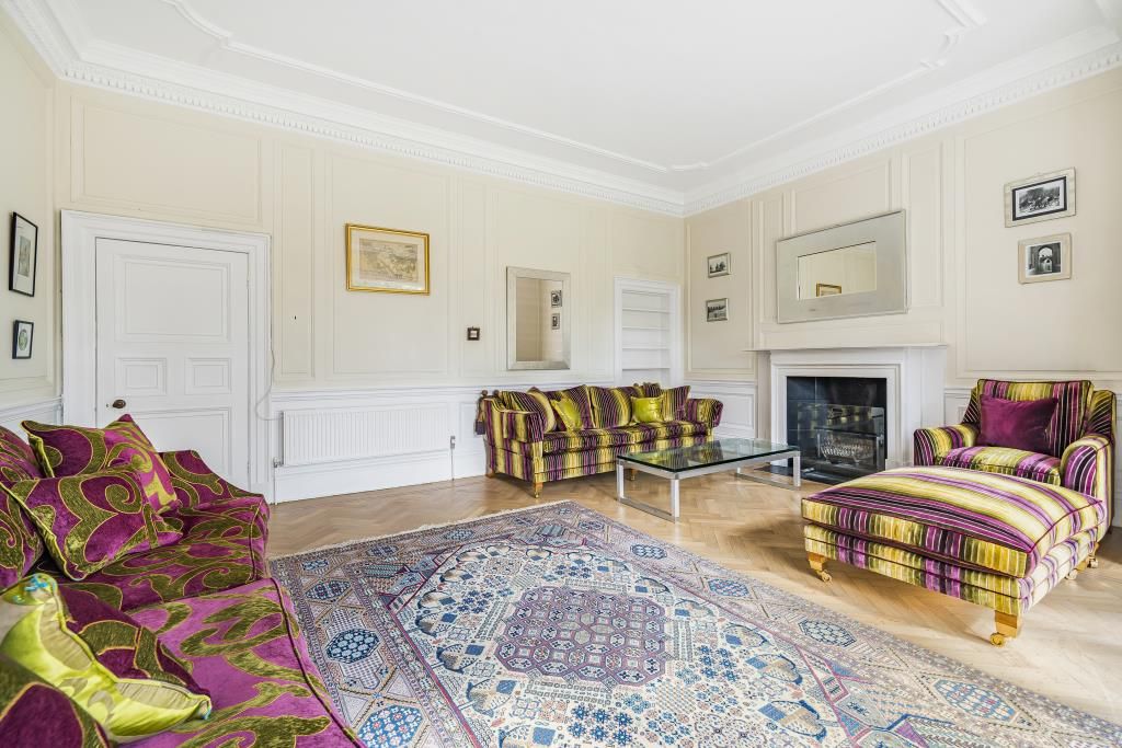 Property photo 1 of 14 Reception