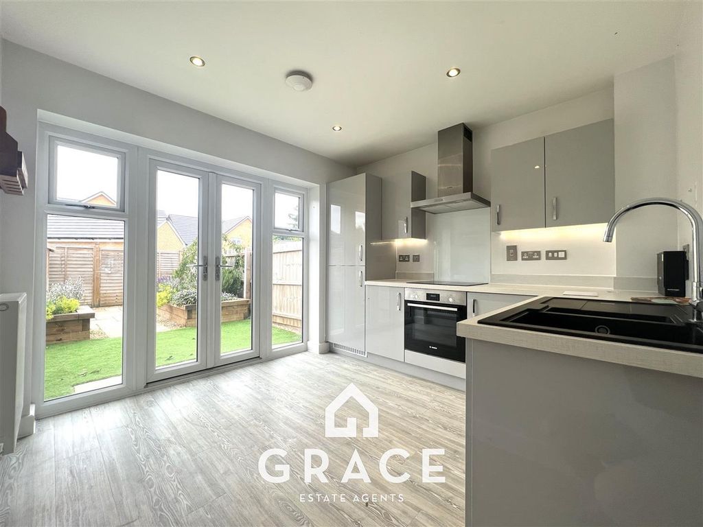 Property photo 2 of 15 11Vemd-7Du2Ihj_5Xjejpa-2.Jpg