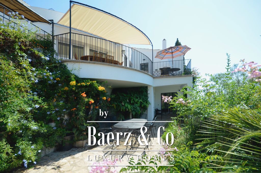 Property photo 3 of 25