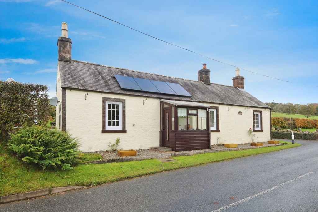 Property photo 2 of 17 Photo