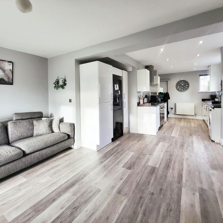 Property photo 3 of 24 Open Plan Kitchen