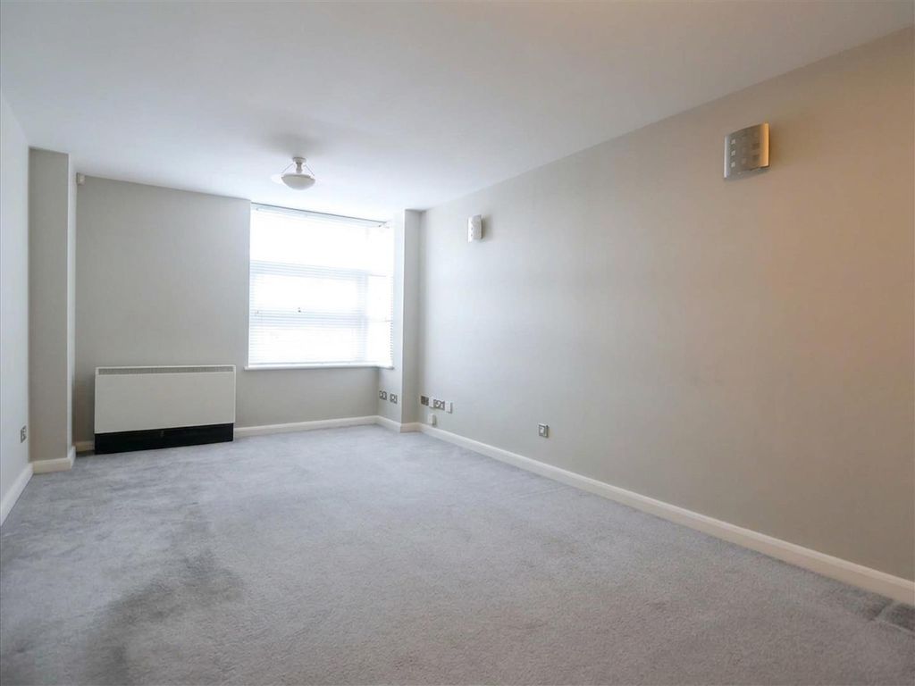 Property photo 2 of 11 l2.Png