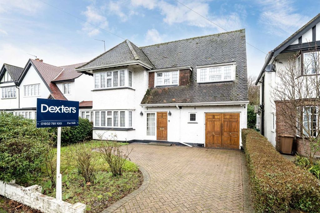 Property photo 1 of 11