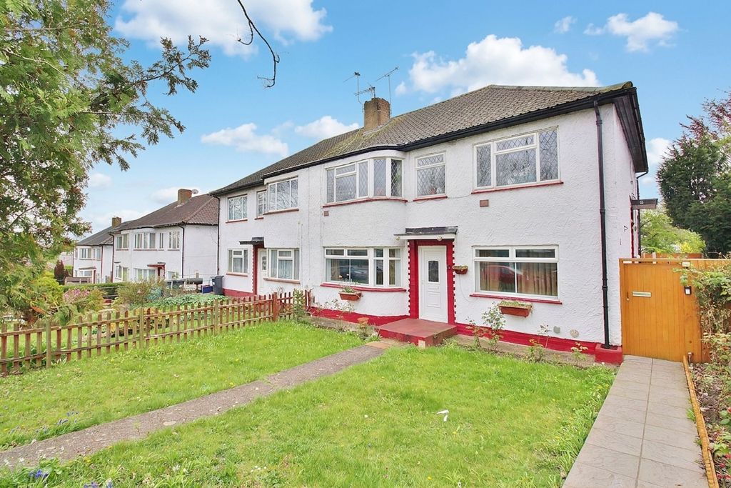 Property photo 1 of 8